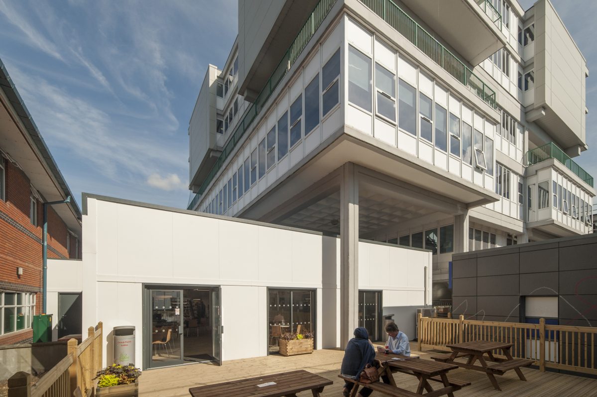 Wythenshawe Hospital New Modular Retail Building
